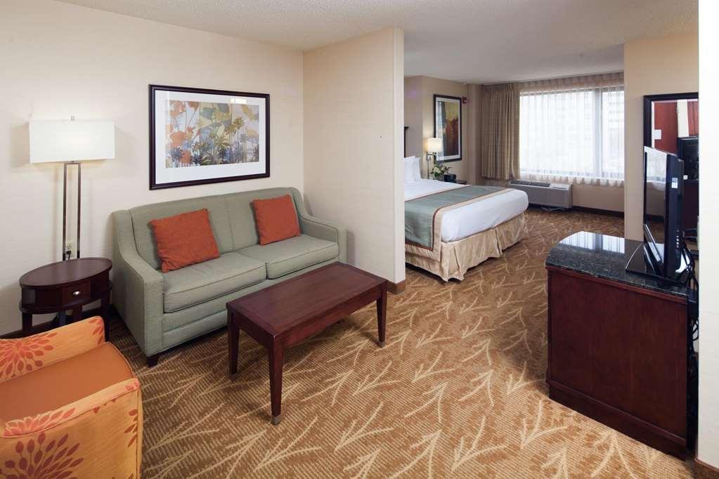 Kahler Inn And Suites Рочестър Стая снимка
