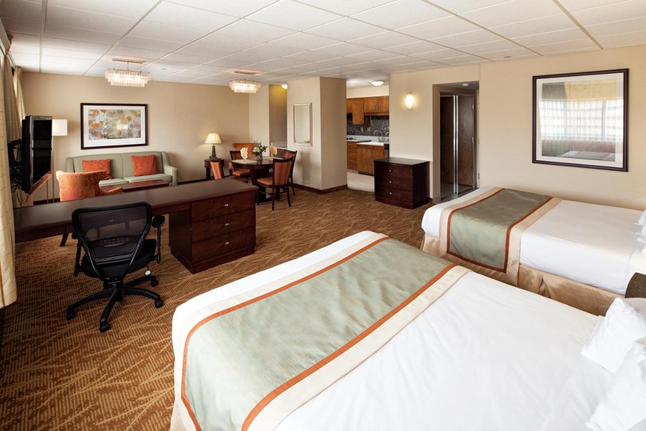 Kahler Inn And Suites Рочестър Екстериор снимка