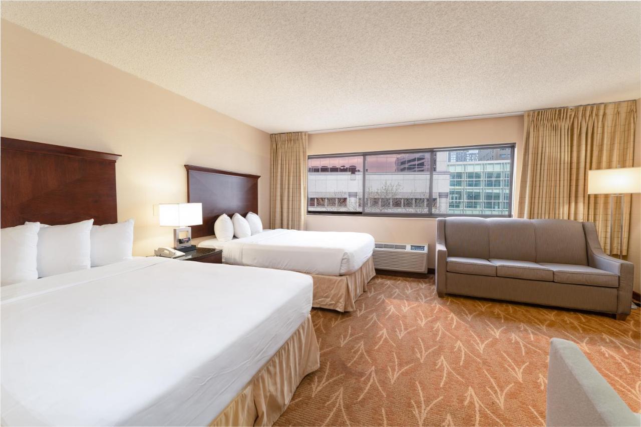 Kahler Inn And Suites Рочестър Екстериор снимка